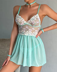 Embroidered mesh stitching sexy nightdress with neck and hand four-piece set